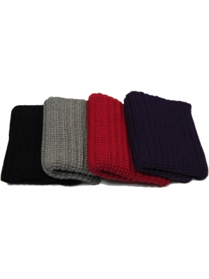 Adult Basic Neck Warmer in Heavy Knit